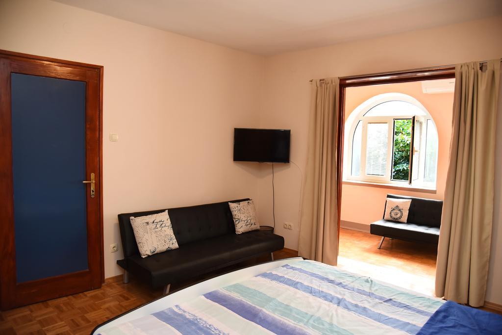 Downtown Apartment Korina Zára Kültér fotó