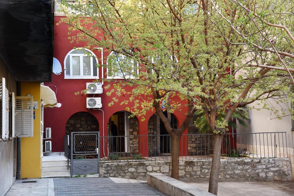Downtown Apartment Korina Zára Kültér fotó